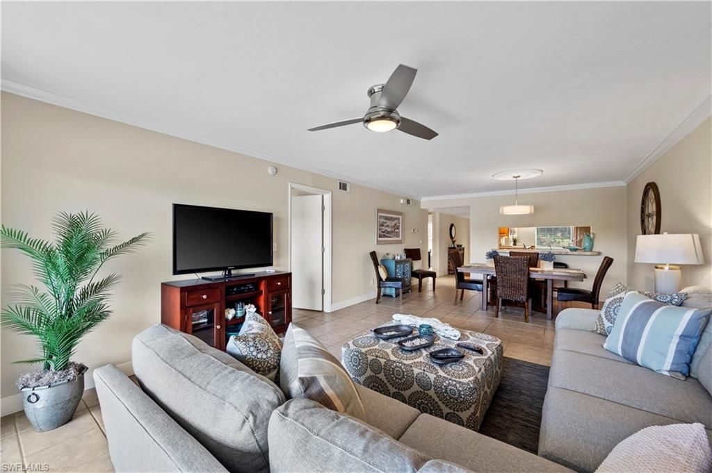 1250 Yesica Ann Cir, Unit E105, Naples, FL 34110 Photo