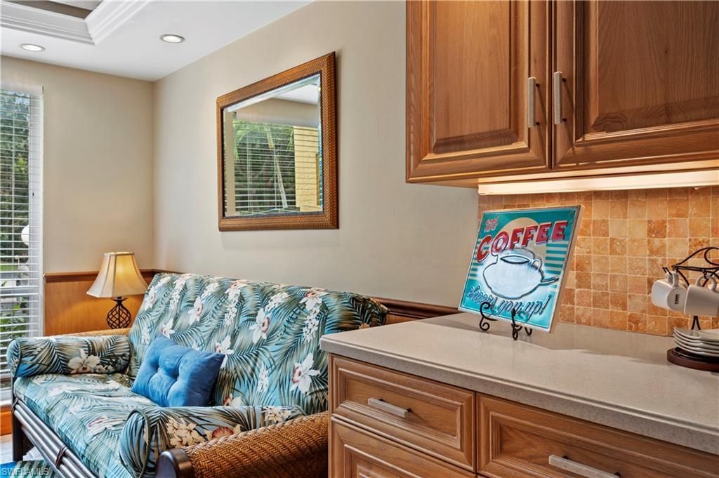 1250 Yesica Ann Cir, Unit E105, Naples, FL 34110 Photo