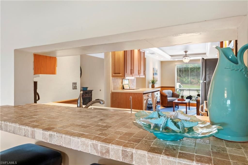 1250 Yesica Ann Cir, Unit E105, Naples, FL 34110 Photo