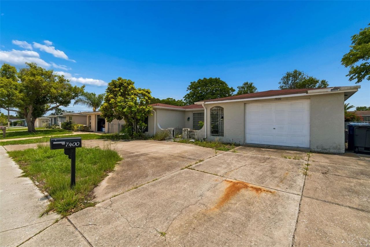 7400 Westcott Drive, Port Richey, FL 34668 Photo
