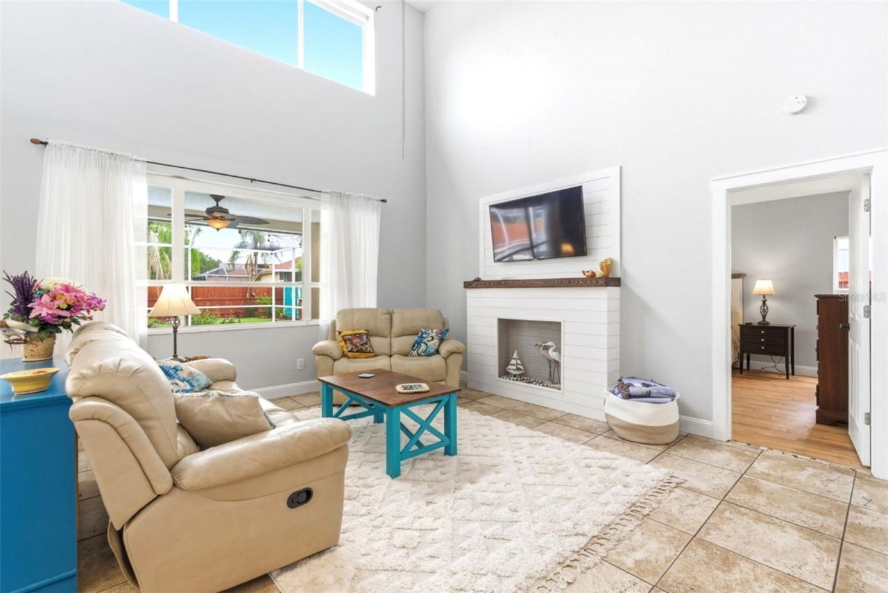 1610 Ledgestone Drive, Brandon, FL 33511 Photo