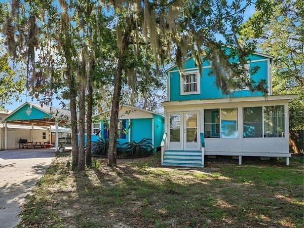 112 8TH STREET NE, STEINHATCHEE, FL 32359