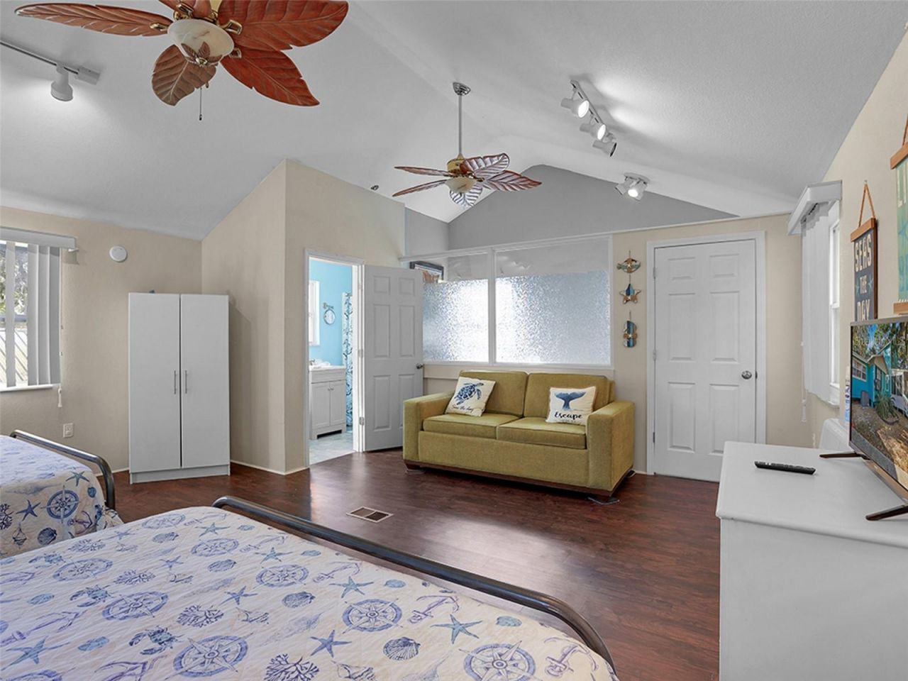 112 8th Street Ne, Steinhatchee, FL 32359 Photo