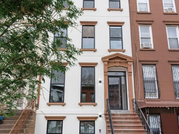 256 Putnam , Unit 4PH, Brooklyn, NY 11216