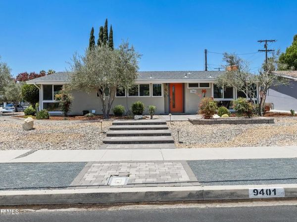 9401 Valjean Avenue, North Hills, CA 91343