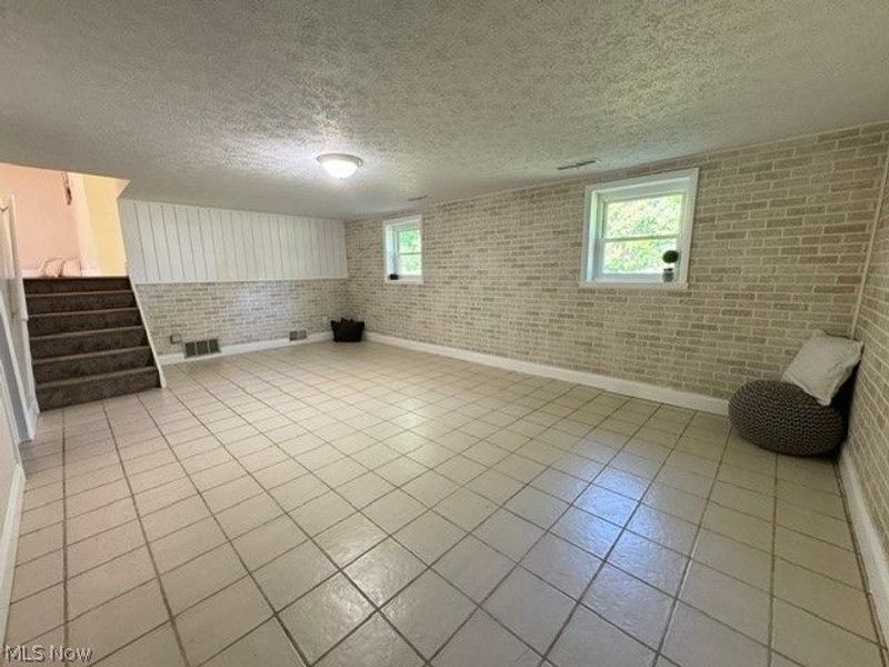 7068 Woodell Avenue NE, Canton, OH 44721 Photo 11