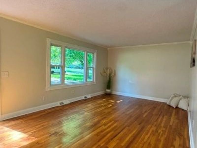 7068 Woodell Avenue NE, Canton, OH 44721 Photo 2