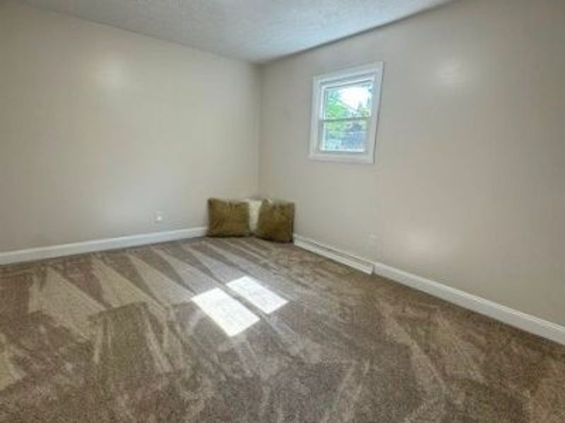 7068 Woodell Avenue NE, Canton, OH 44721 Photo 8