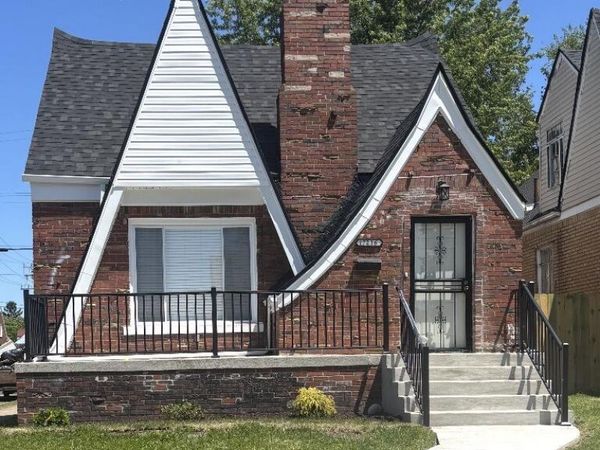 17216 Birwood Street, Detroit, MI 48221
