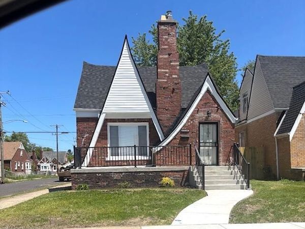 17216 Birwood Street, Detroit, MI 48221