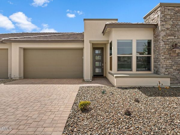 4002 Desert Moon Drive, Wickenburg, AZ 85390