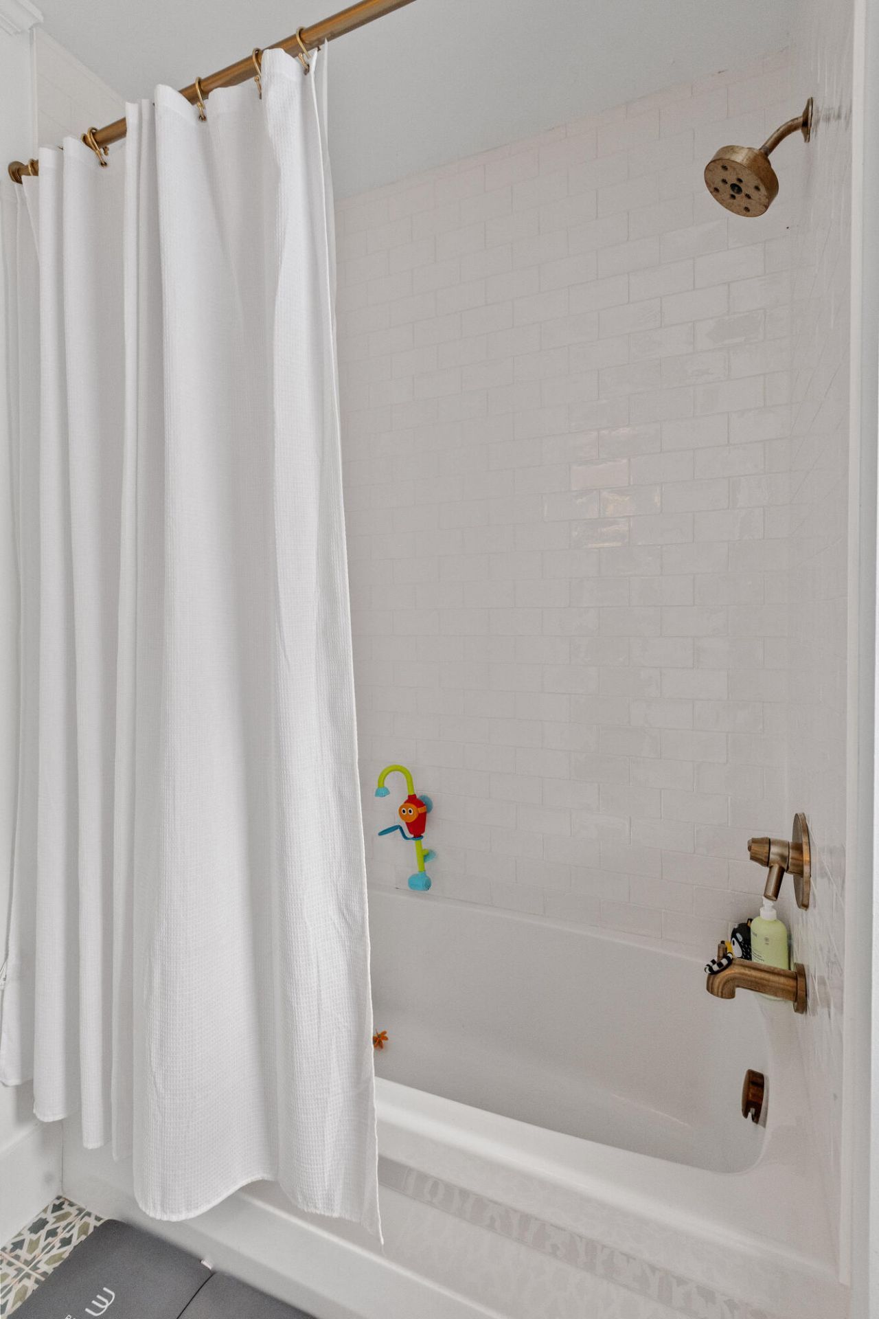 7 Glenwood Avenue Photo 26