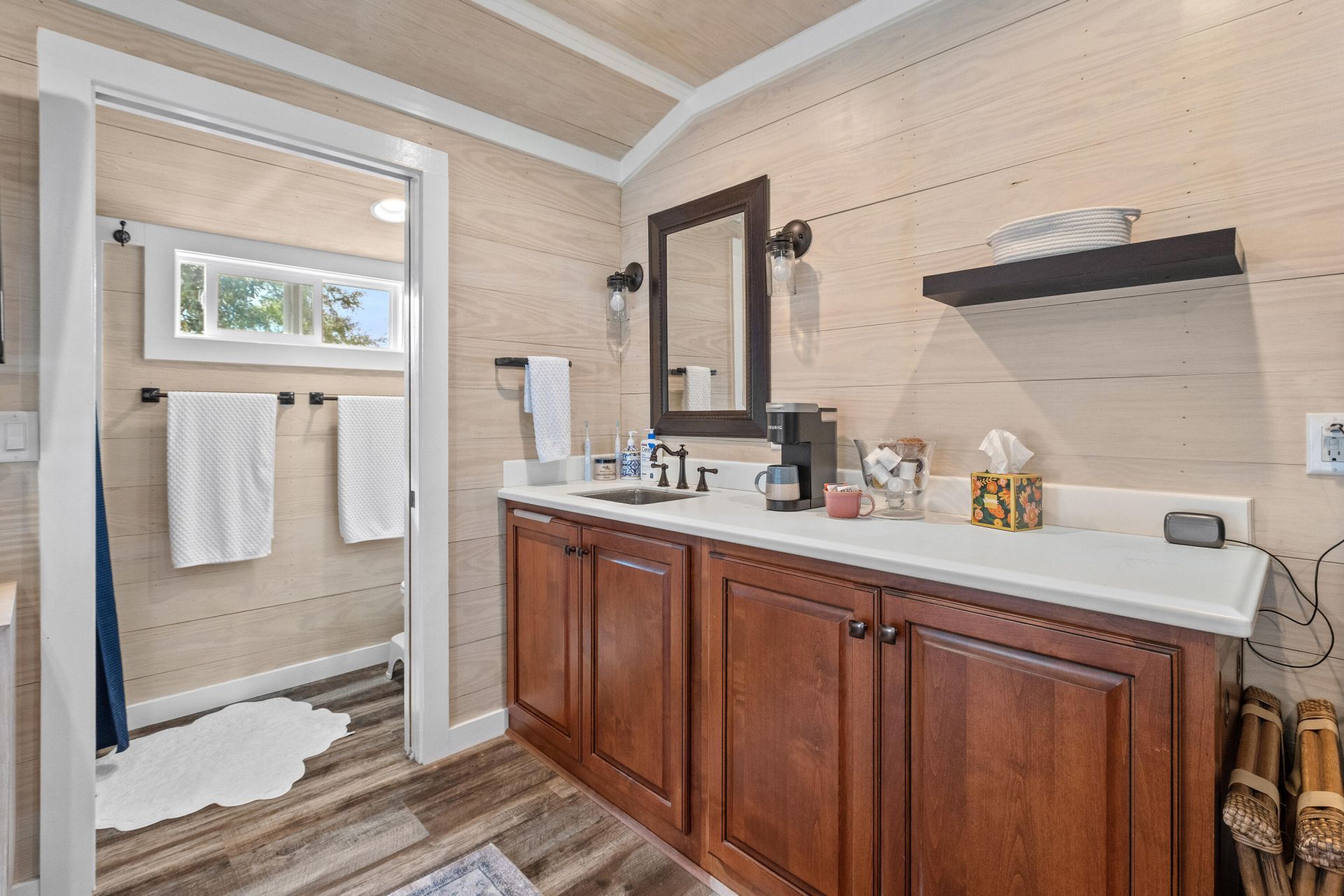 7 Glenwood Avenue Photo 44