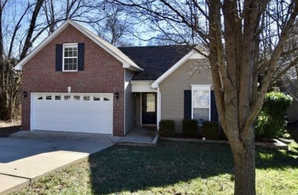 8466 Lawson Dr, Antioch, TN 37013 Main Photo