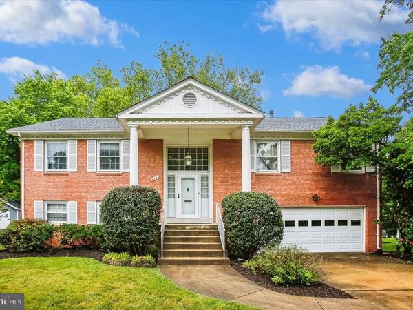 6220 HARDY DRIVE, MCLEAN, VA 22101