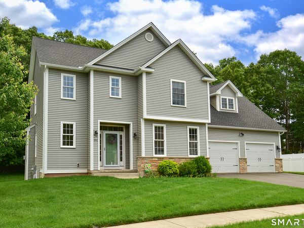 151 Longview, Manchester, CT 06040