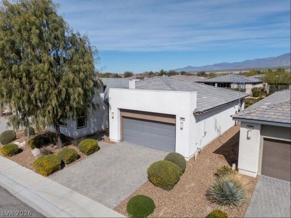 4882 E Beacon Ridge Drive , Pahrump, NV 89061
