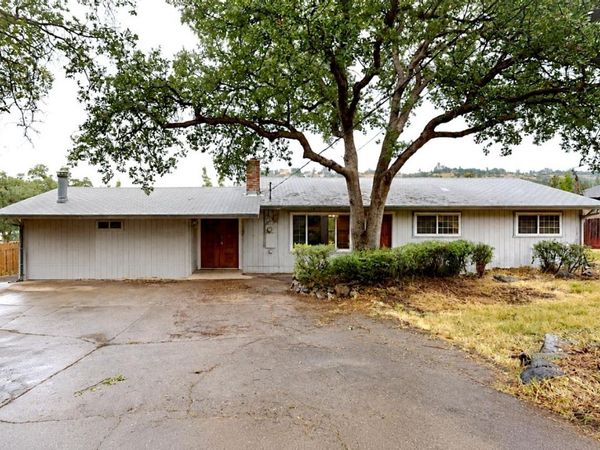 20654 Charlotte Ct, Soulsbyville, CA 95372