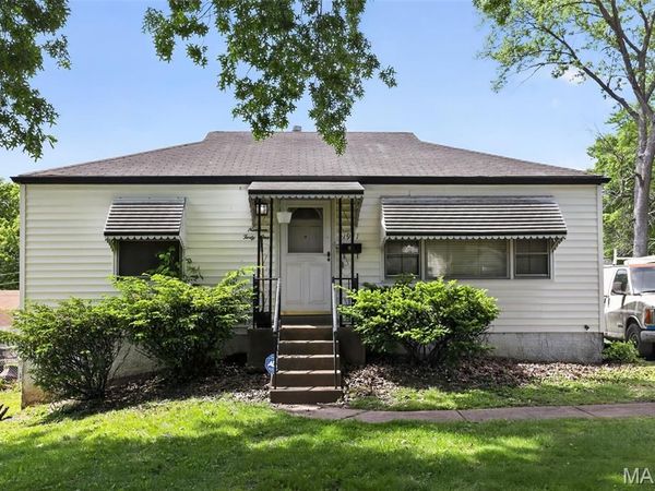 1941 Farrell Drive , St Louis, MO 63133