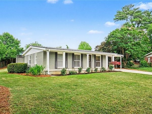 1801 Lochlomand Lane SE, Smyrna, GA 30080