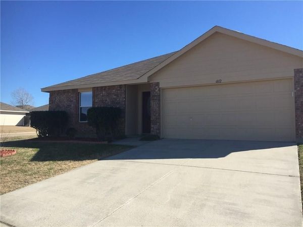 6812 Valley Creek Drive, Fort Worth, TX 76179