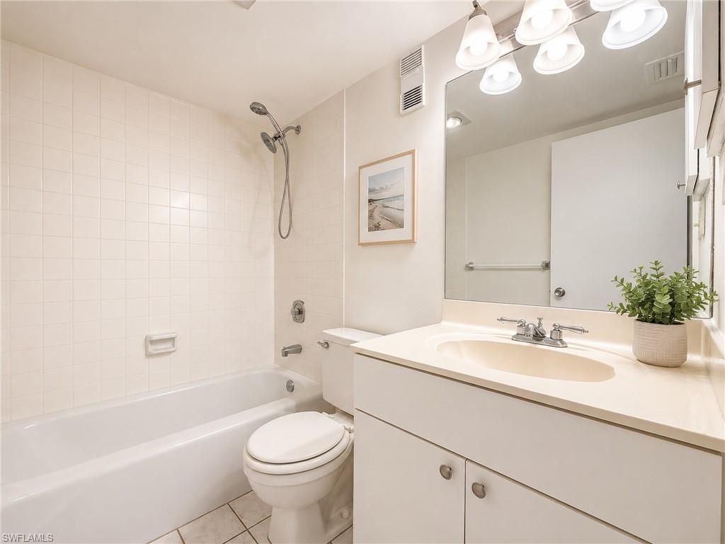 2264 Winkler Ave , Unit 107, Fort Myers, FL 33901 Photo