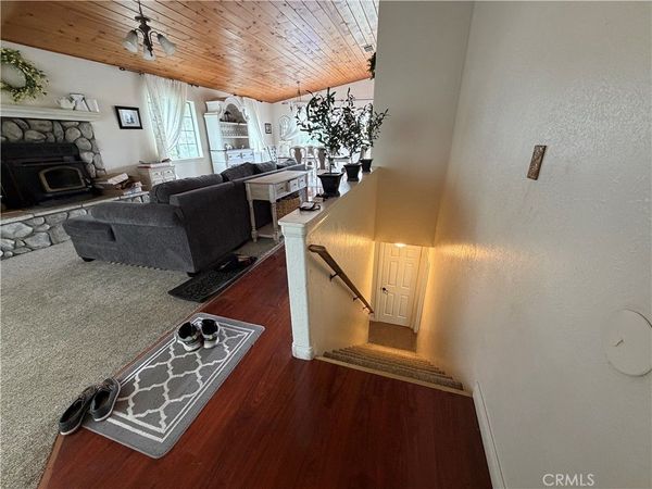 22198 Pine Drive, Crestline, CA 92322