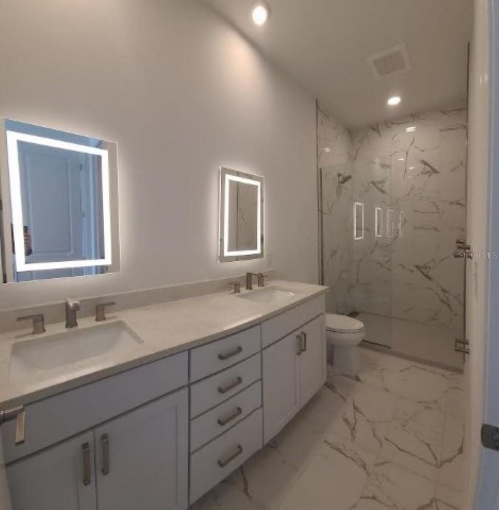 644 3rd Avenue S, Unit 408, Saint Petersburg, FL 33701 Photo