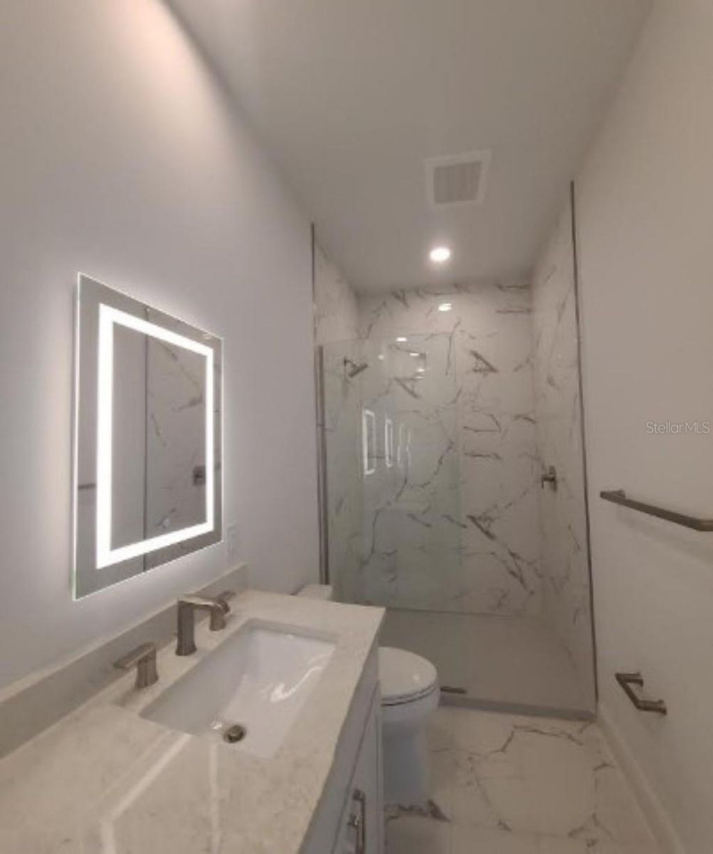 644 3rd Avenue S, Unit 408, Saint Petersburg, FL 33701 Photo