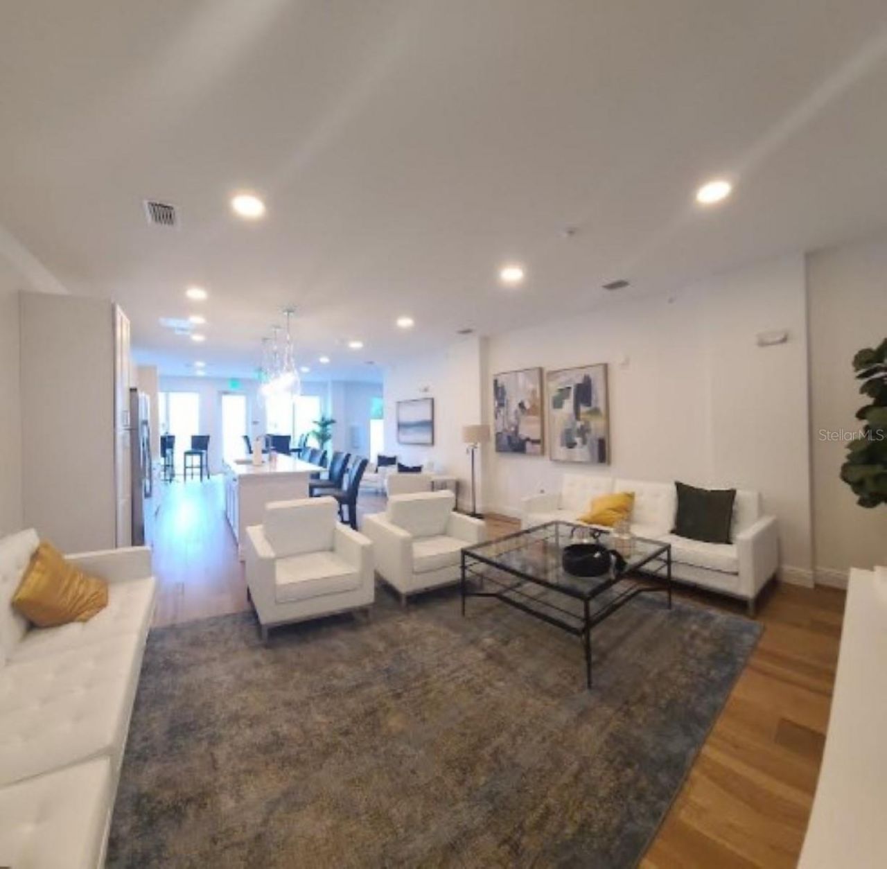644 3rd Avenue S, Unit 408, Saint Petersburg, FL 33701 Photo