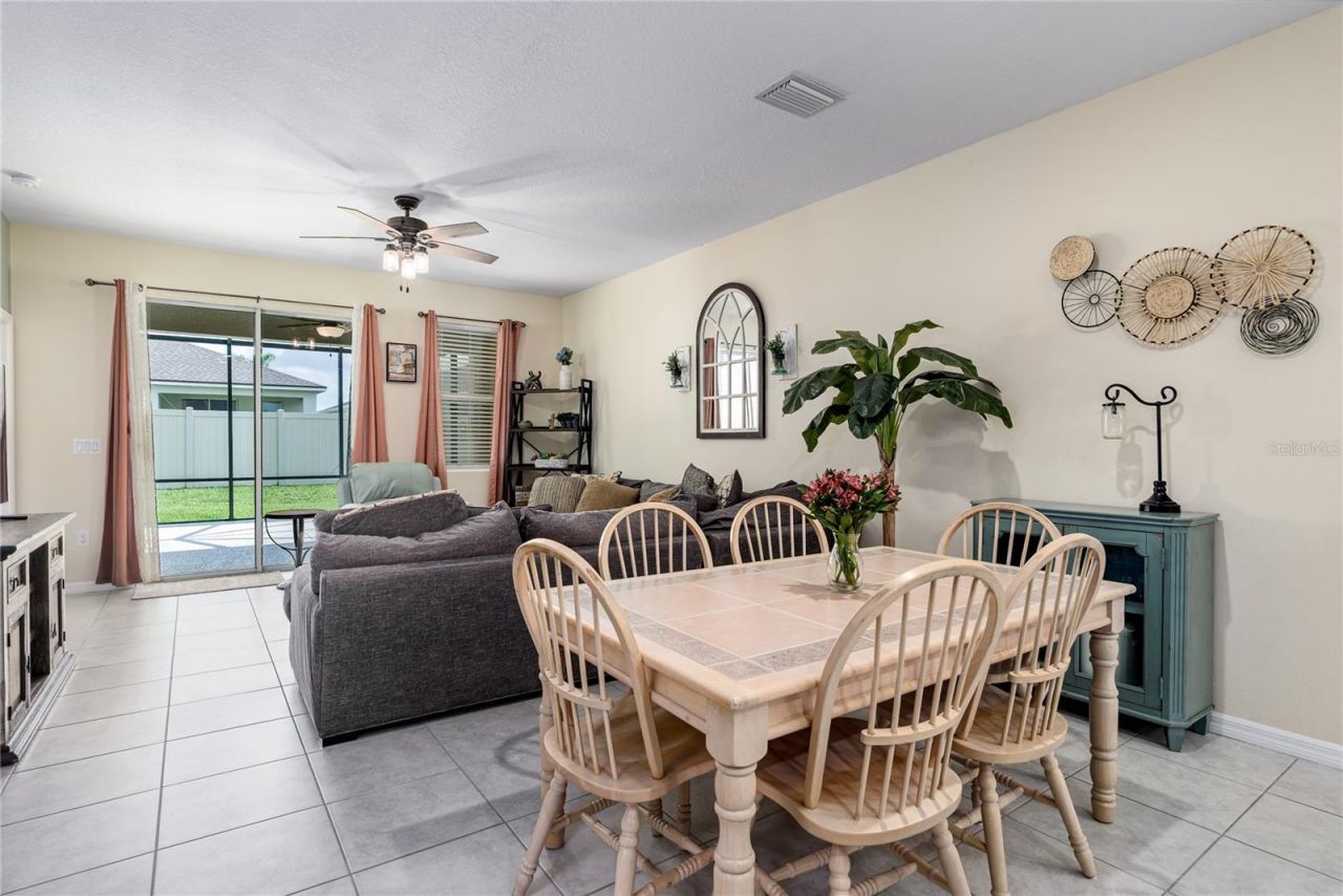 5714 Los Robles Court, Palmetto, FL 34221 Photo