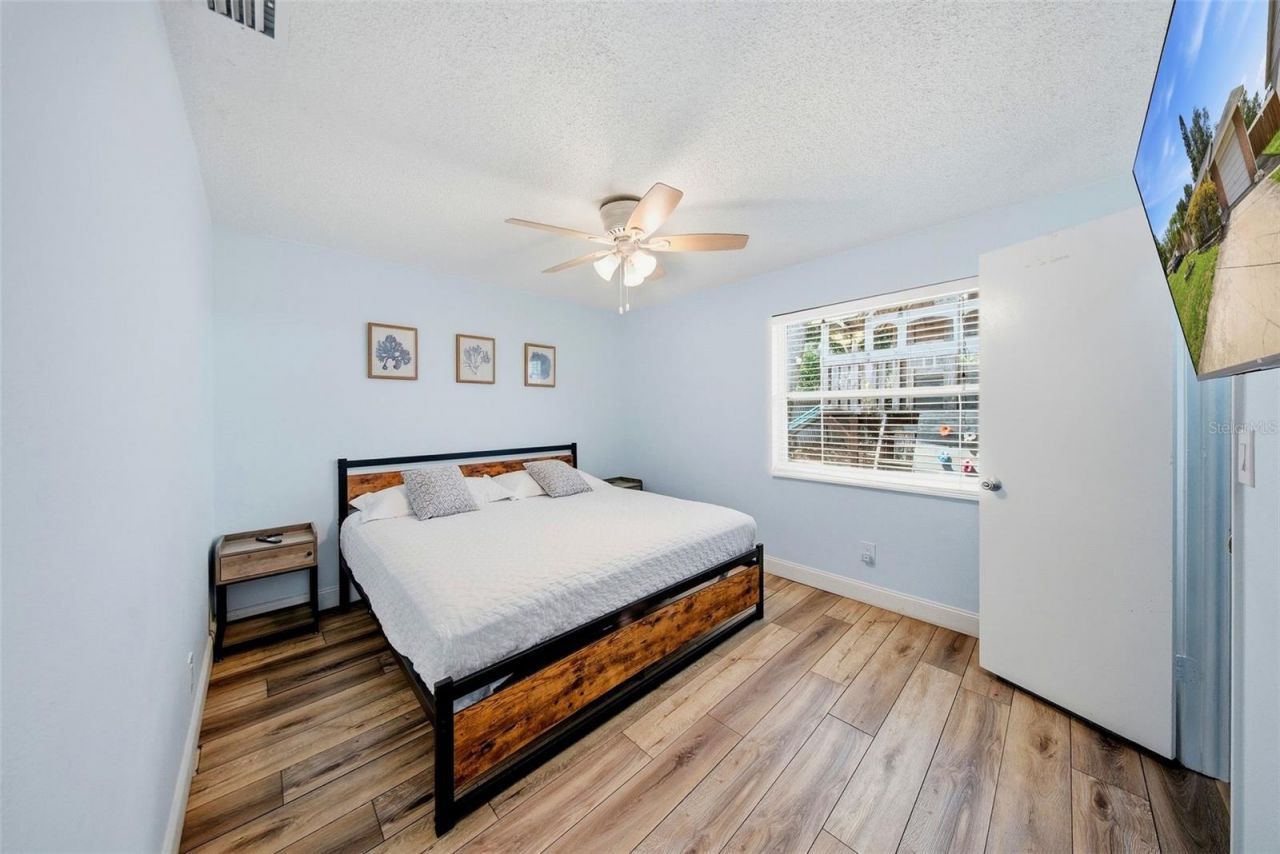 7976 Shadow Run Drive, Largo, FL 33773 Photo