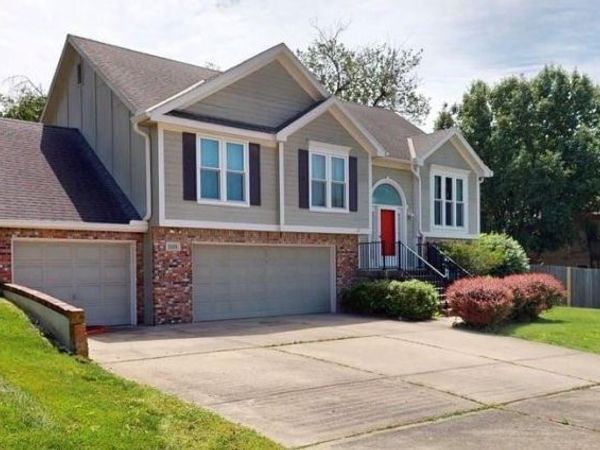 3105 NW 57th Street, Kansas City, MO 64151