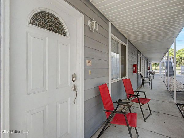 1664 Beach Boulevard, Biloxi, MS 39531