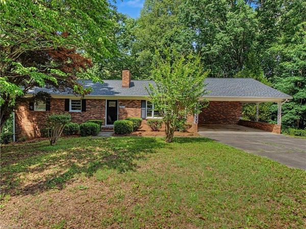3761 Spaulding Drive , Winston-Salem, NC 27105