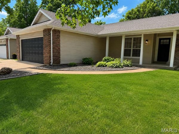 659 Foxtail Drive, Florissant, MO 63034