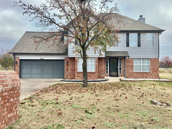 922 W Seminole Street , Tulsa, OK 74127