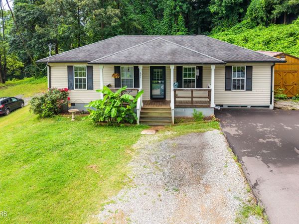621 Latham Ave, Knoxville, TN 37920