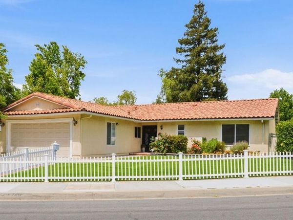 29107 Hillrise Drive, Agoura Hills, CA 91301