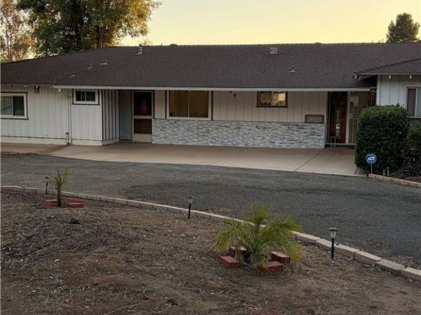 646 El Rancho Drive, El Cajon, CA 92019