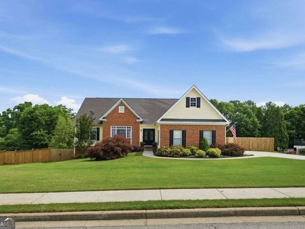 3132 Planters Mill Drive, Dacula, GA 30019