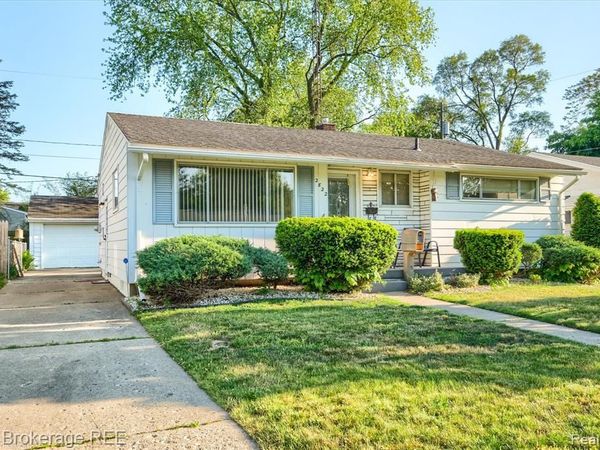 2822 Epsilon Trail, Flint, MI 48506