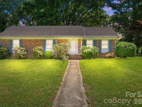401 White Oaks Drive , Salisbury, NC 28147