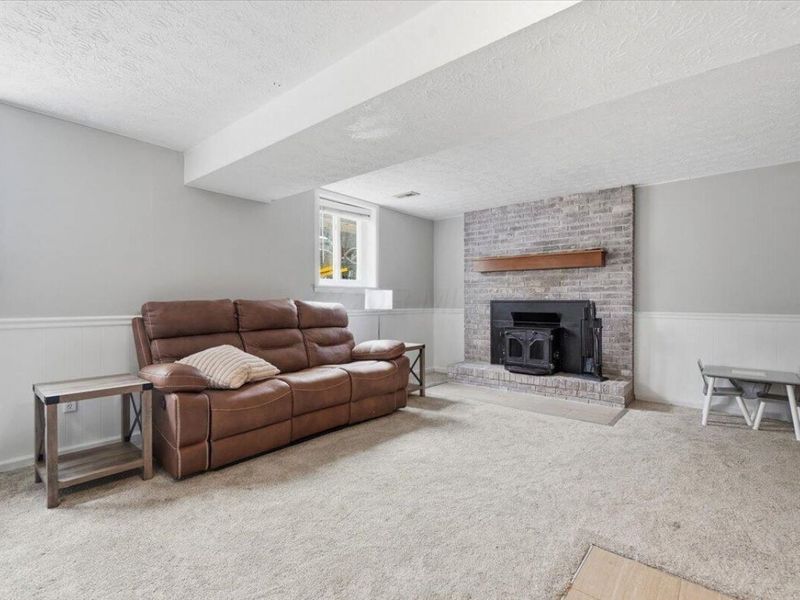 322 Old Meadows Court, Canal Winchester, OH 43110 Photo 18