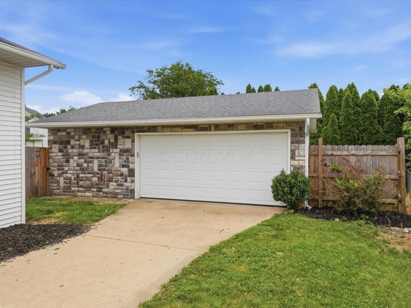 322 Old Meadows Court, Canal Winchester, OH 43110 Photo 28