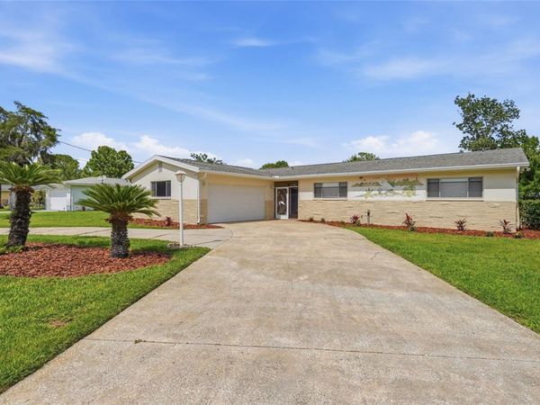 1401 SE PARADISE AVENUE , CRYSTAL RIVER, FL 34429