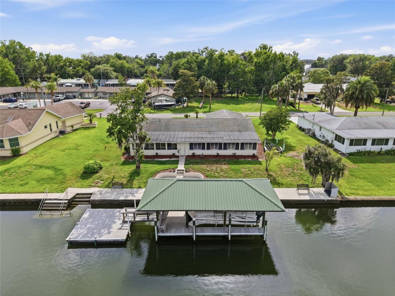 1401 SE Paradise Avenue, Crystal River, FL 34429 Photo