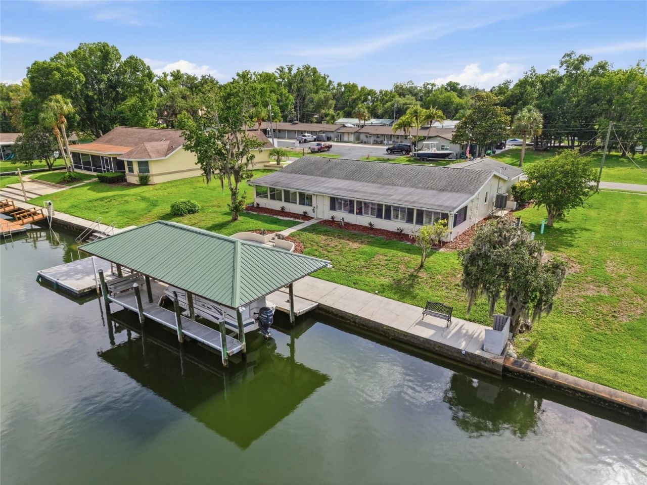 1401 SE Paradise Avenue, Crystal River, FL 34429 Photo