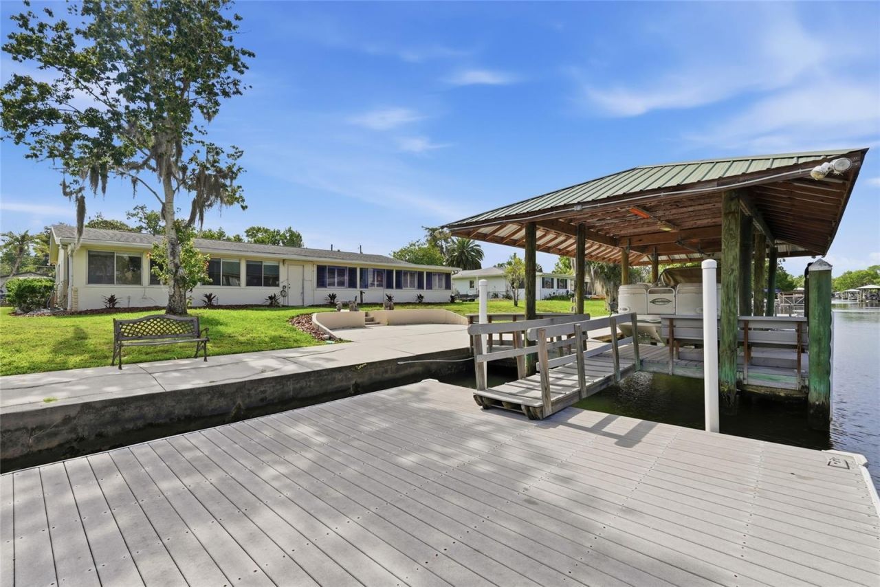 1401 SE Paradise Avenue, Crystal River, FL 34429 Photo