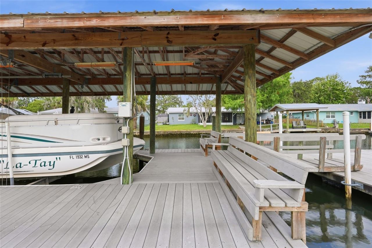 1401 SE Paradise Avenue, Crystal River, FL 34429 Photo